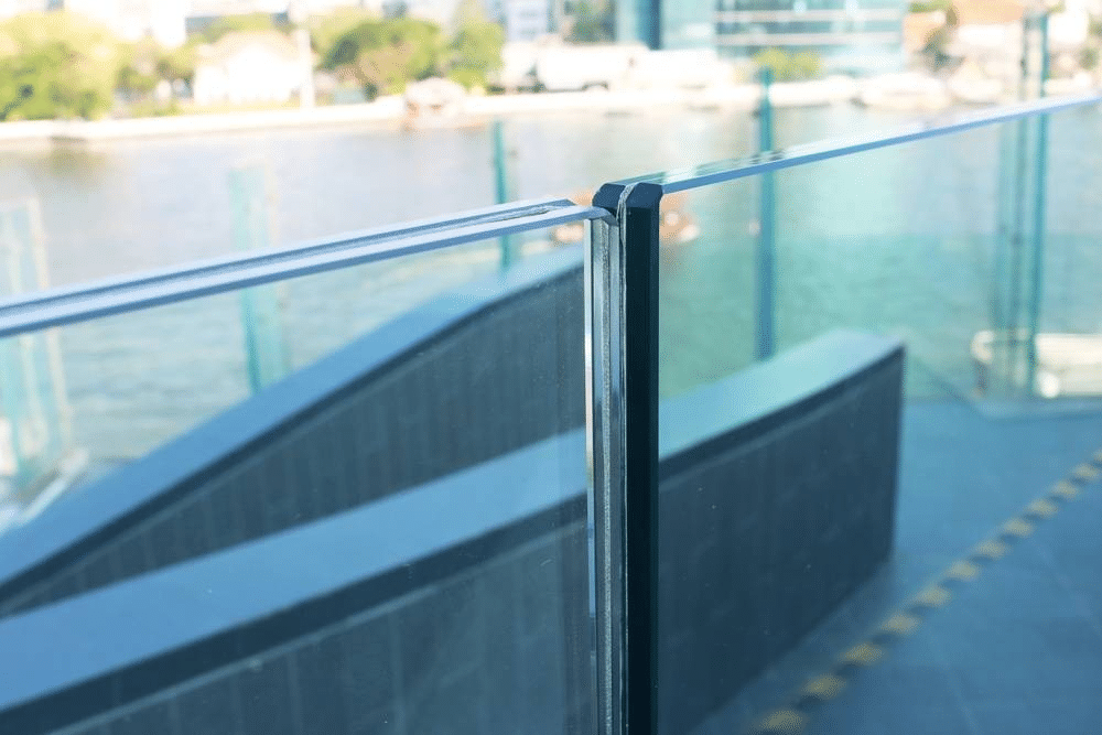 Laminated Glass Storefront
